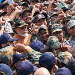 शूरवीरों को पीएम मोदी ने किया सैल्यूट