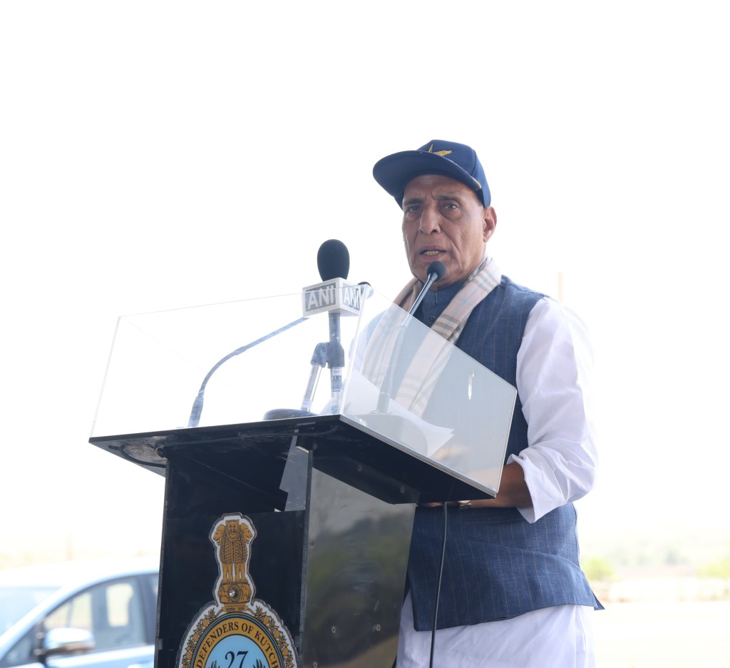 हम आतंकवाद के हर स्‍वरूप को जड़ से खत्म कर देंगे: रक्षा मंत्री श्री राजनाथ सिंह