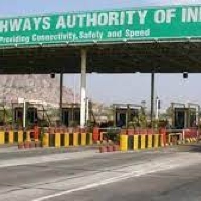 इन वाहनों का नहीं लगता है Toll Tax